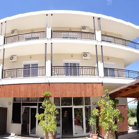 Kopsis Hotel