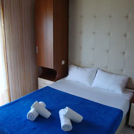 Kopsis Hotel *